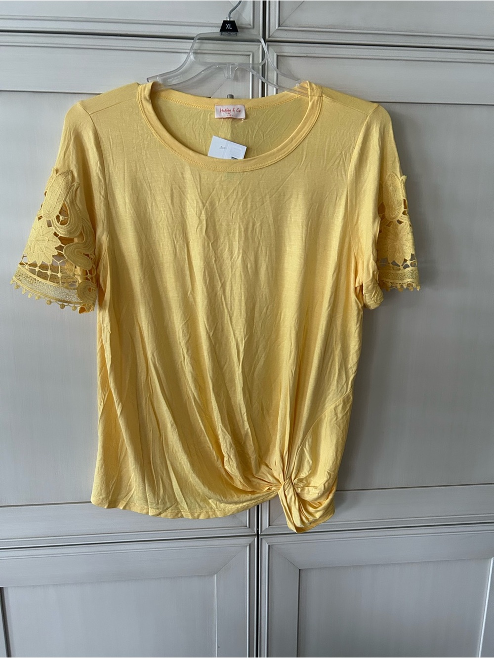 Crochet Sleeve Knot Front Tee - Yellow Womenโs Short Sleeve Top